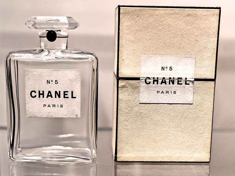 Los mejores perfumes: regalos que dejan una huella inolvidable