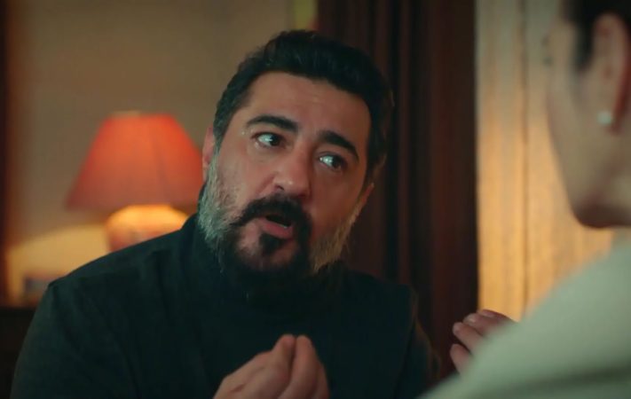 Akif es presa de sus mentiras