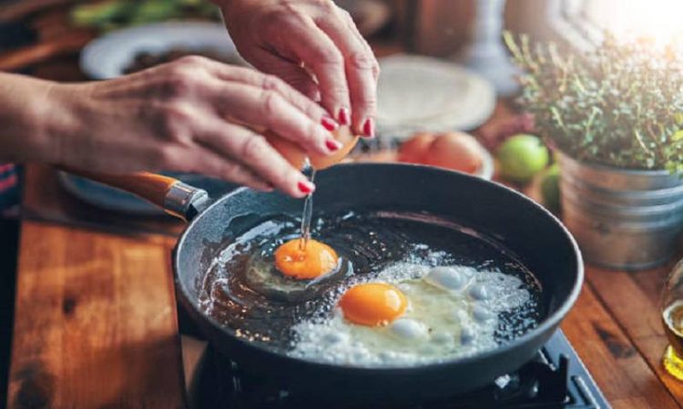 Un truco revolucionario para freír sin aceite ni sartén