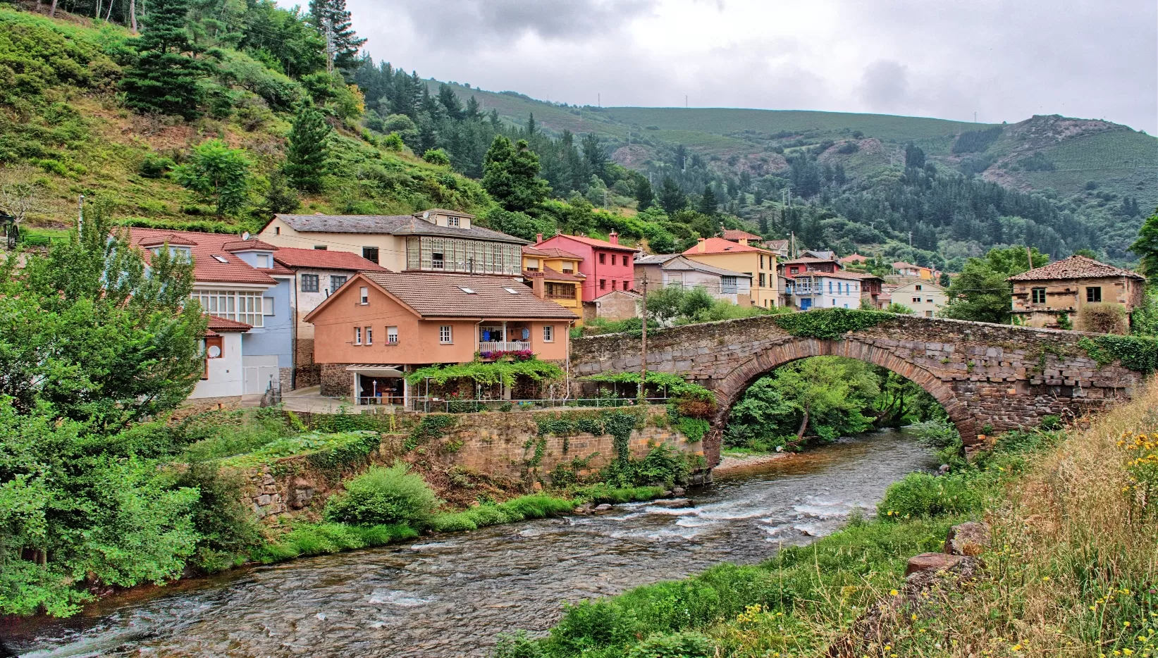 TRADICIONES Y FESTIVALES ASTURIANOS