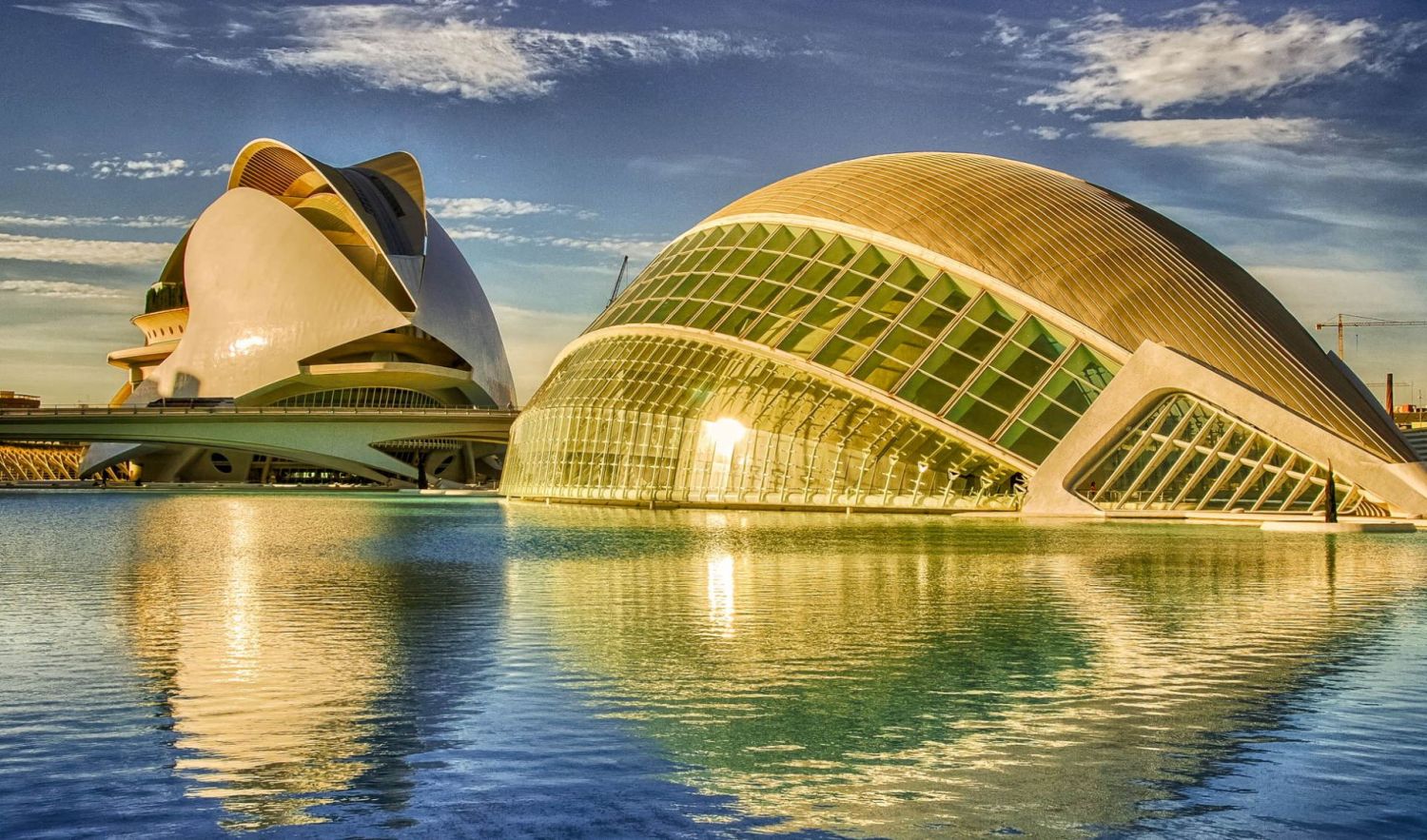 LA CIUDAD DE LAS ARTES Y LAS CIENCIAS COMO MOTOR DE INNOVACIÓN