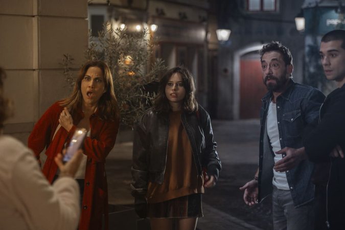 Clara y Sara a punto de ser atropelladas