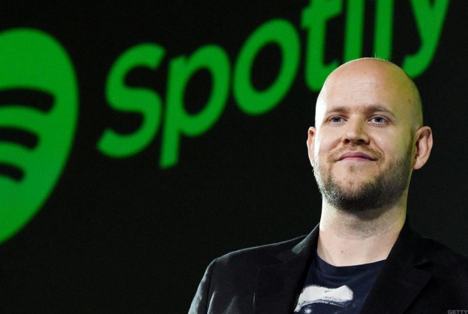 Spotify celebra la Navidad con el despido de 1.500 empleados, el 17% de su plantilla