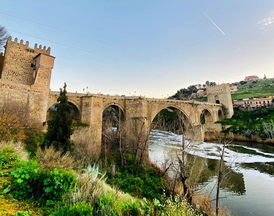 El Puente de San Martín y las Vistas Panorámicas