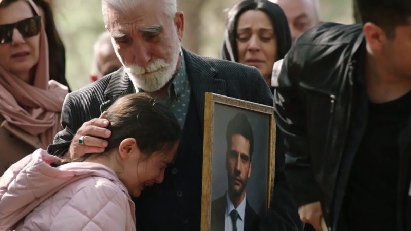El entierro de Ilgaz en Secretos de familia