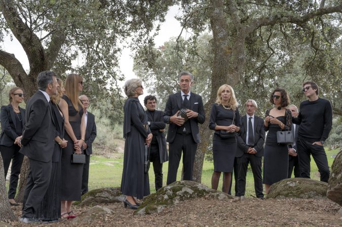 El entierro de la madre de Rafael en '4 estrellas'