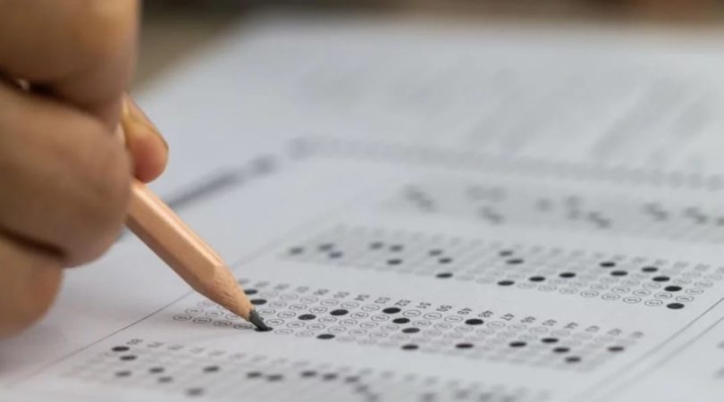 Estas son las preguntas que mas falla la gente en el examen teorico de conducir ¿las acertarias tu 14 Merca2.es