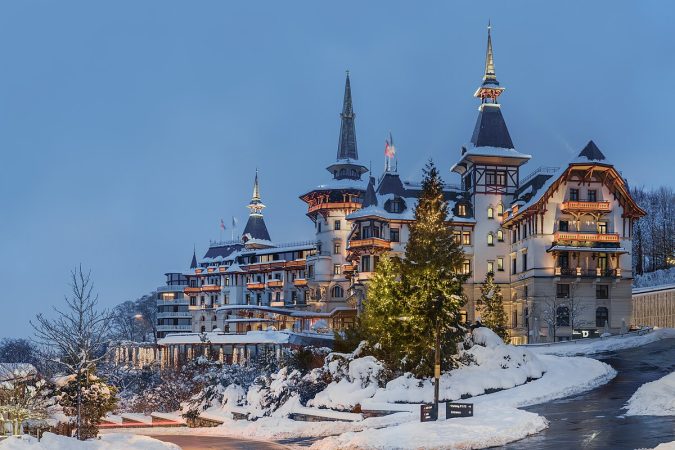 Todo es saber dónde está la diversión en los hoteles navideños de Europa