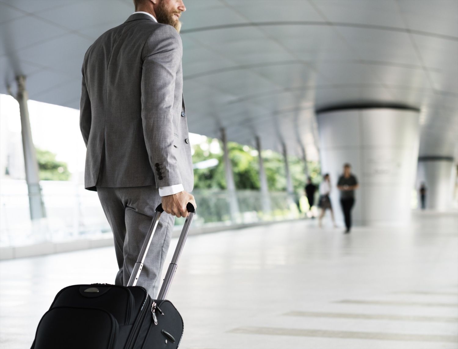 La IA abaratará el coste de los viajes por negocios en 2024