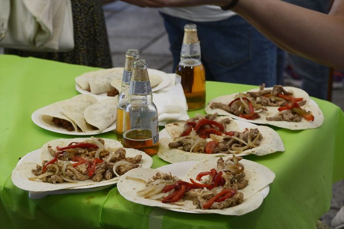 Tacos, fajitas y cerveza 