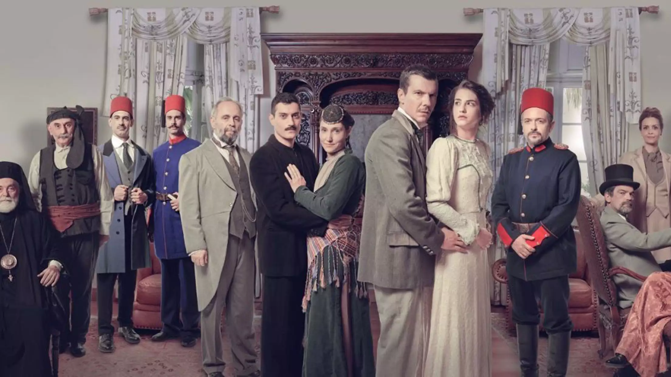 Gran Hotel: Misterios profundos y amores imposibles en un escenario de ensueño