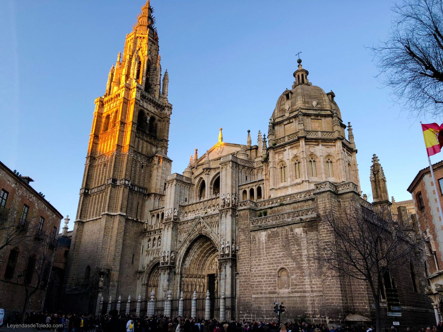 La hora mágica: los mejores momentos para capturar la belleza de la Catedral de Toledo