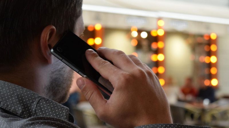 La Policia avisa de una nueva estafa telefonica en la que se hacen pasar por personal del Ministerio de Sanidad 12 Merca2.es