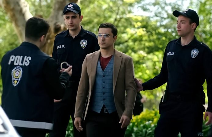 Omer es detenido
