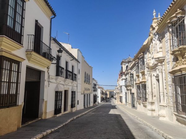 Osuna Calle San Pedro 2 1 Merca2.es