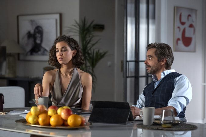 ‘4 estrellas’: se destapa el lado más oscuro de Rafael y Marta se lía con el marido de su mejor amiga 3 Merca2.es Paula y Diego en 4 estrellas