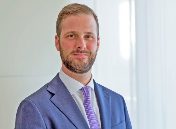 Pictet AA recauda 320 millones en su primer fondo de capital privado temático del sector salud 1 Merca2.es Pierre Stadler director de capital privado temático de Pictet