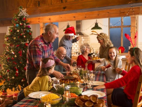 Segun un estudio estos son los temas que mas se evitan en las cenas familiares en Navidad 8 Merca2.es
