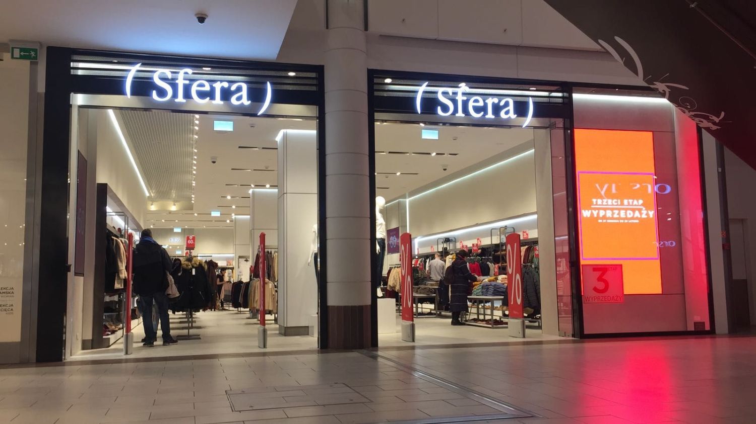 Si tienes que renovar tus abrigos, Sfera tiene ya rebajados los de máxima tendencia esta temporada