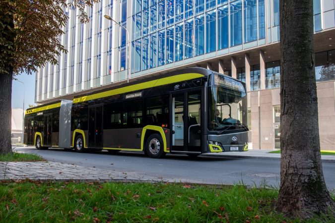 Solaris Urbino 18 electric 1 Merca2.es