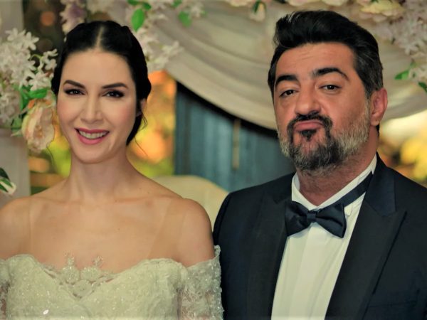 Suzan y Akif