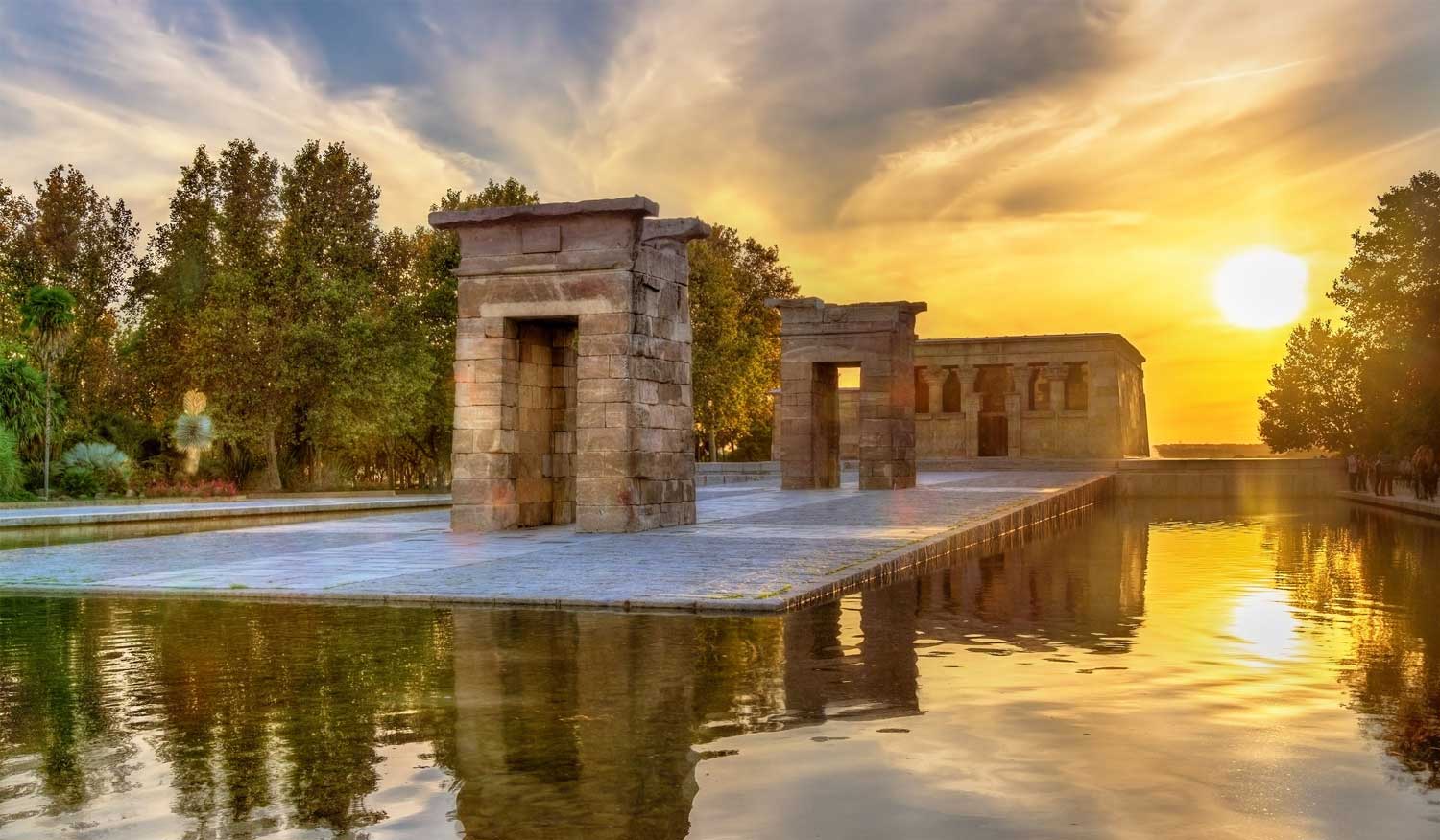 HISTORIA DEL TEMPLO DE DEBOD 