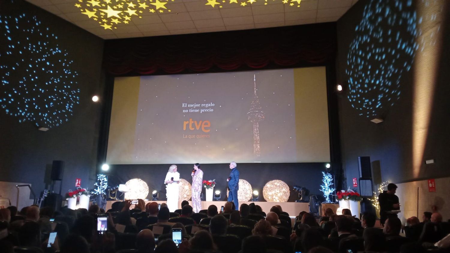 Jenni Hermoso, ‘Draculdemont’ y Camela, protagonistas de la Navidad 2023 en RTVE