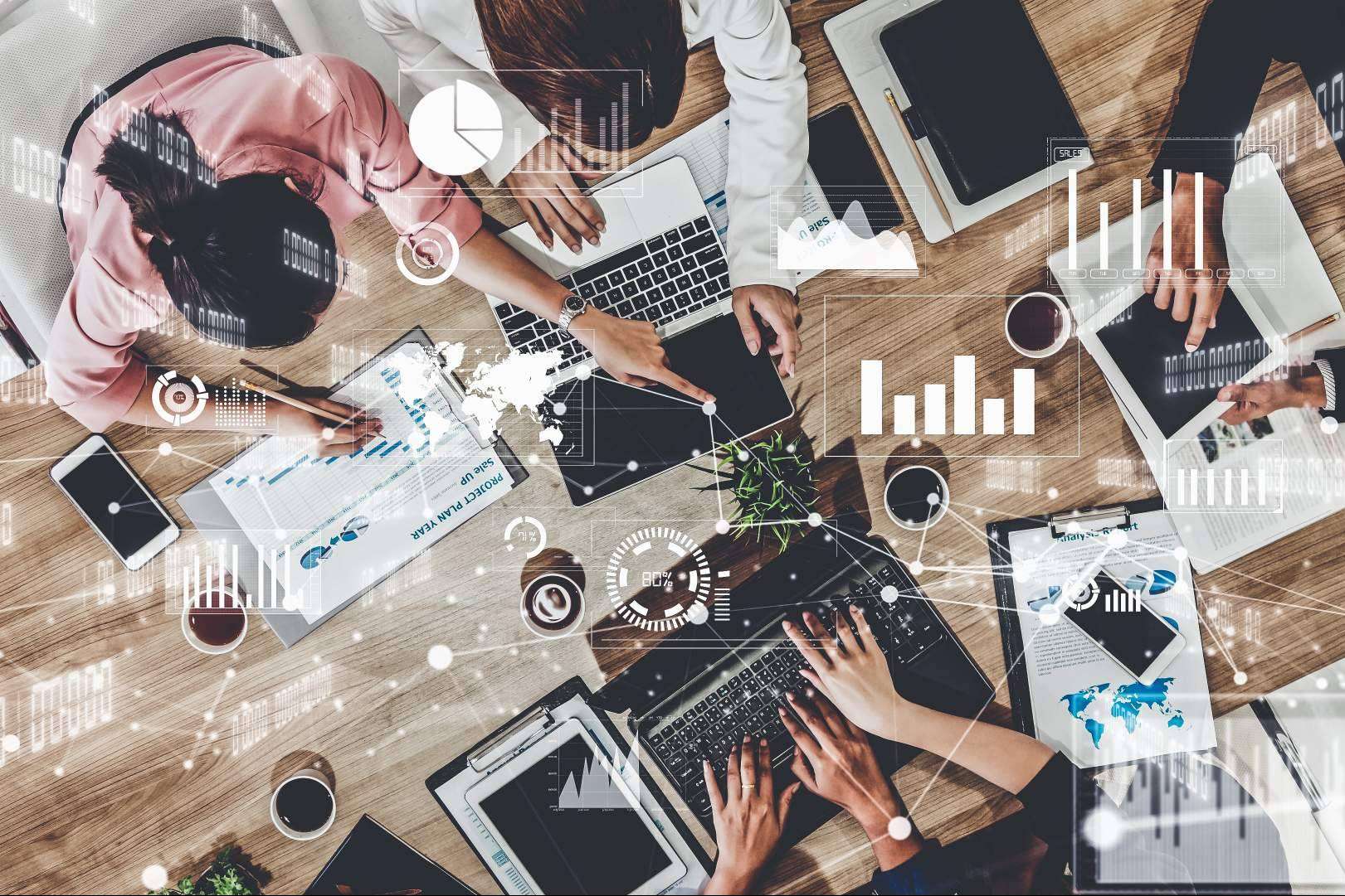 Empower Talent, equipo profesional que ofrece formación de negocios digitales