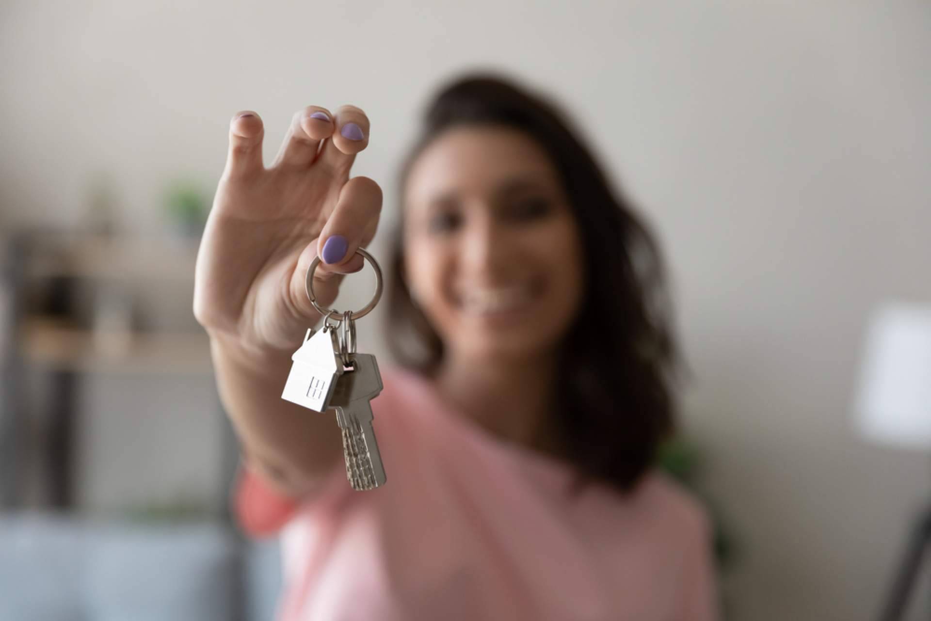 Consultax ofrece el punto de vista fiscal sobre la compra de una vivienda en España por no residentes