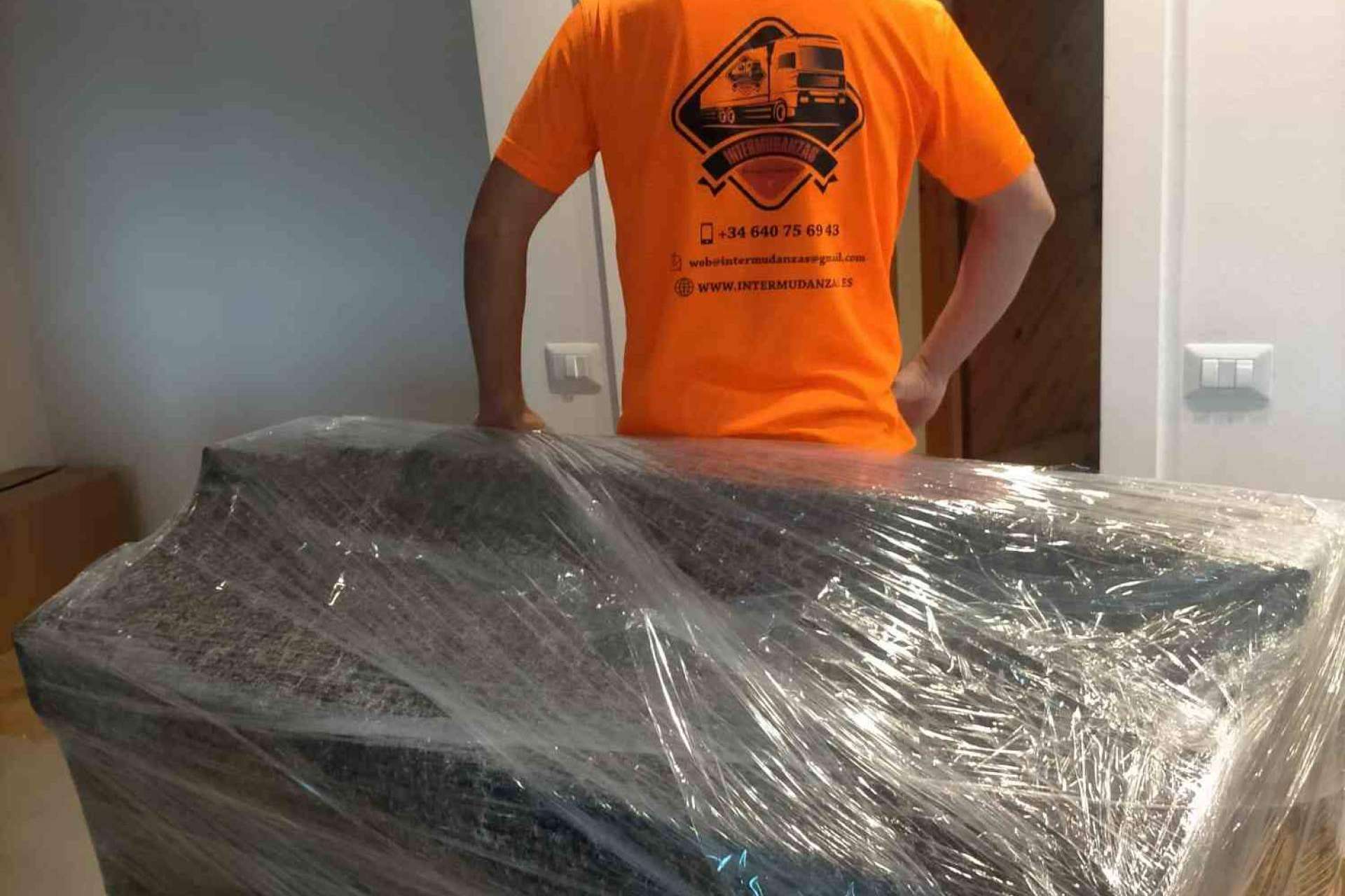 Intermudanzas y sus servicios de mudanzas en Catalunya