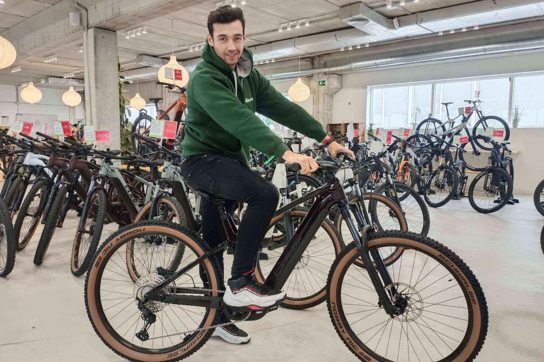 La Cube Stereo Hybrid 140, disponible en eBike.es, se postula como una de las e-MTB más vendidas en España