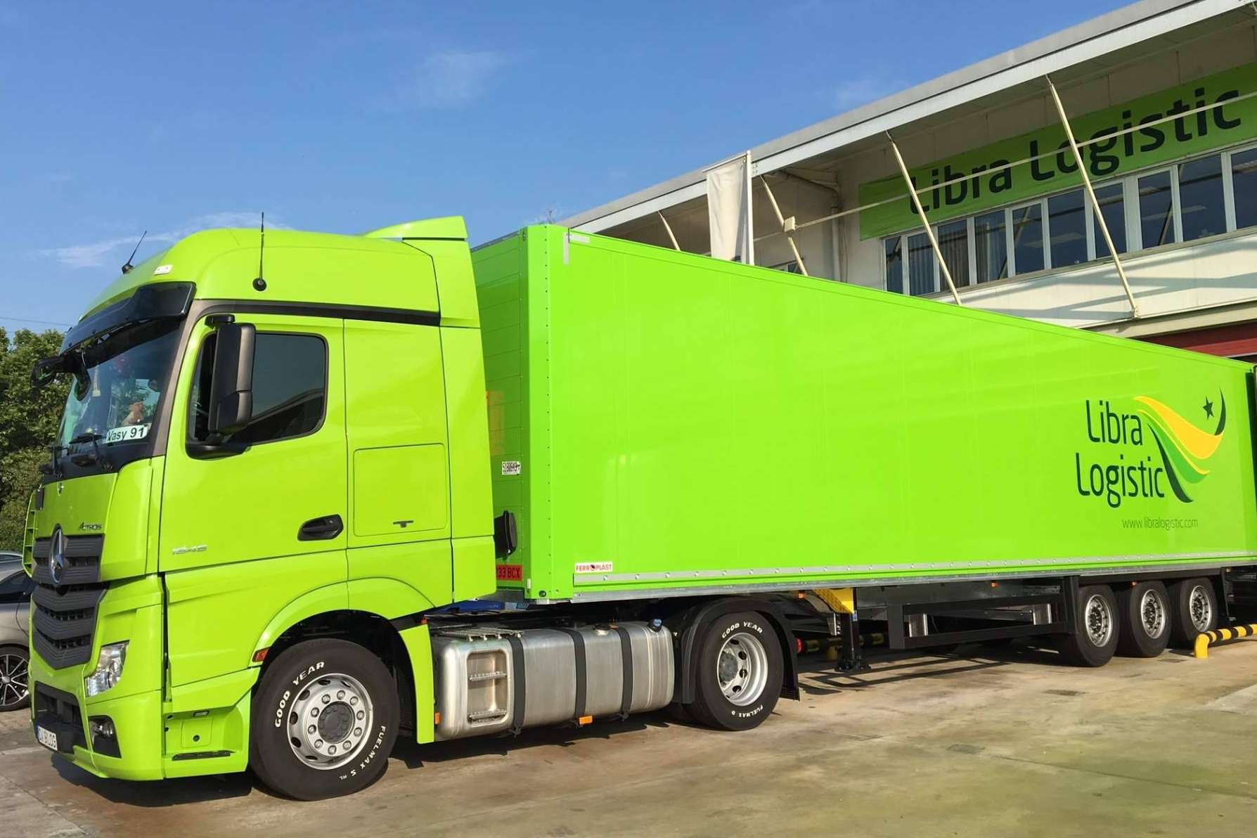 Servicios de transporte especial sobredimensionado y sobrepesado, por Libra Logistic