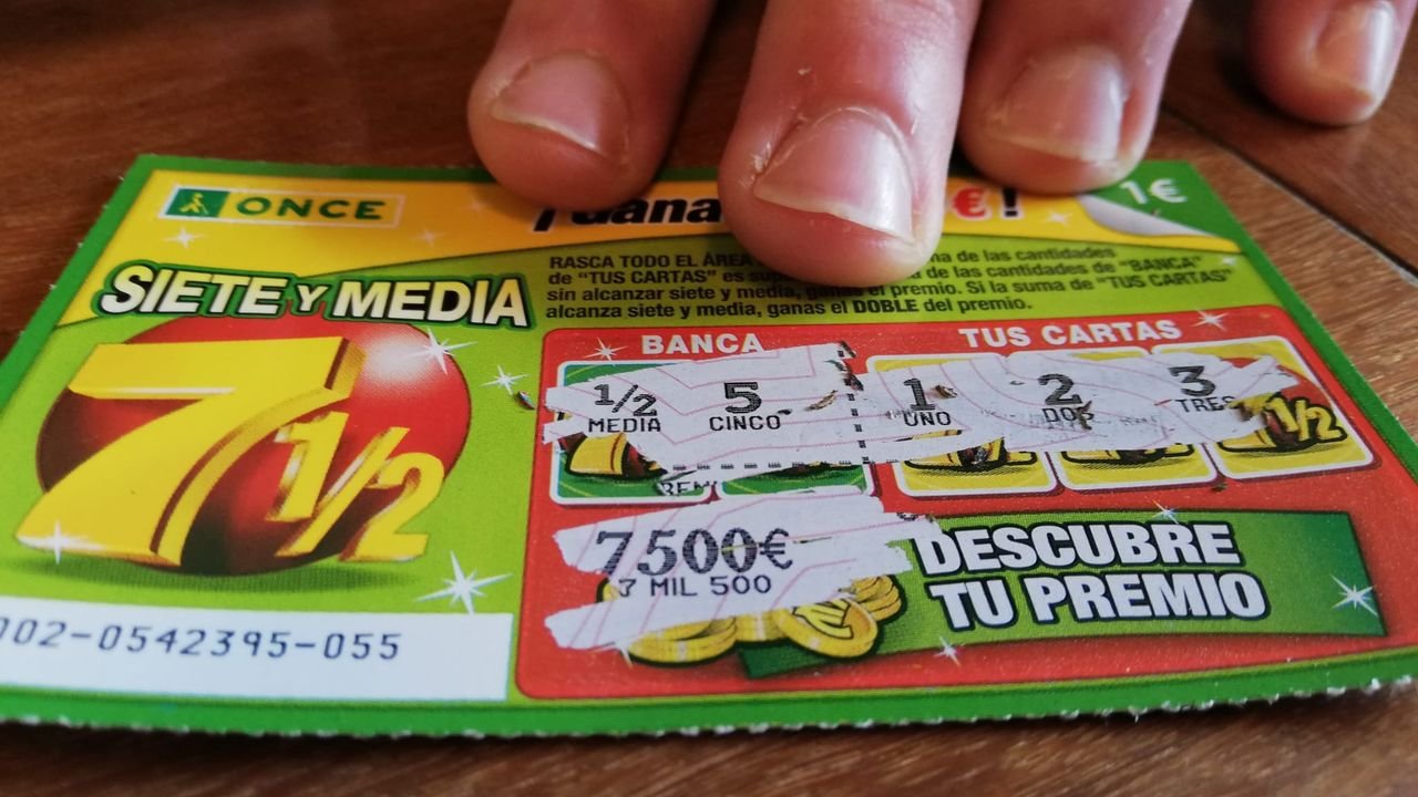 El ‘Rasca’ de la ONCE, la lotería que engancha a jóvenes y menores