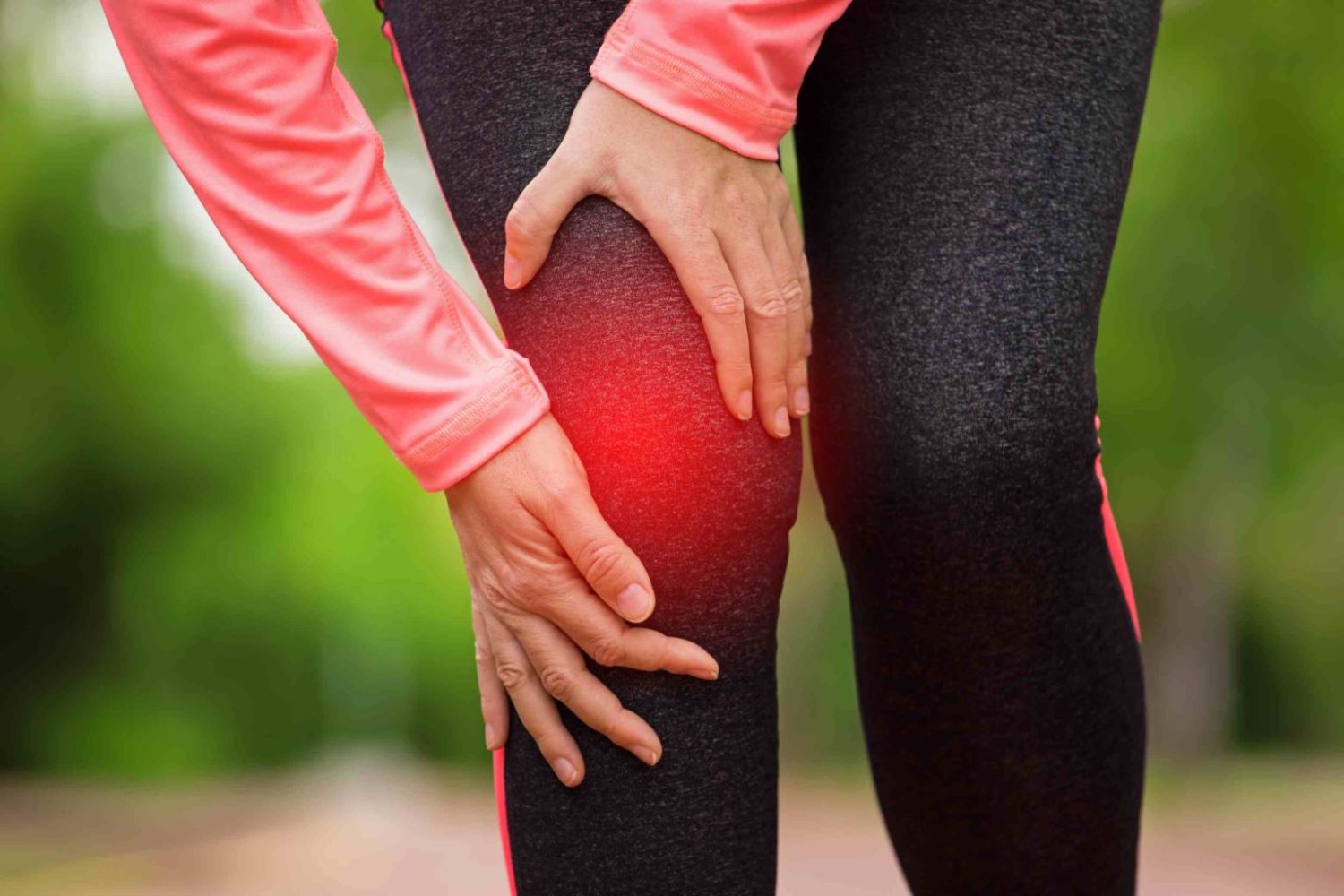 ¿Dolor de rodilla? Con este sencillo ejercicio te olvidarás de ello 1 Merca2.es Las causas del dolor de rodilla