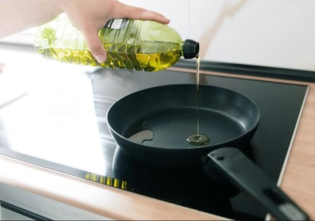 ¿Cuantas veces puedo reutilizar el aceite de oliva para cocinar 6 Merca2.es