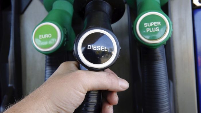 ¿Que le pasa a tu coche si le echas gasolina a un coche diesel y viceversa 11 Merca2.es
