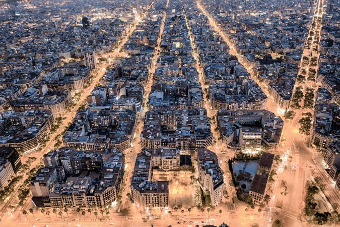 ¿Sabes donde esta la calle mas larga de Espana que mide 19 kilometros 4 Merca2.es