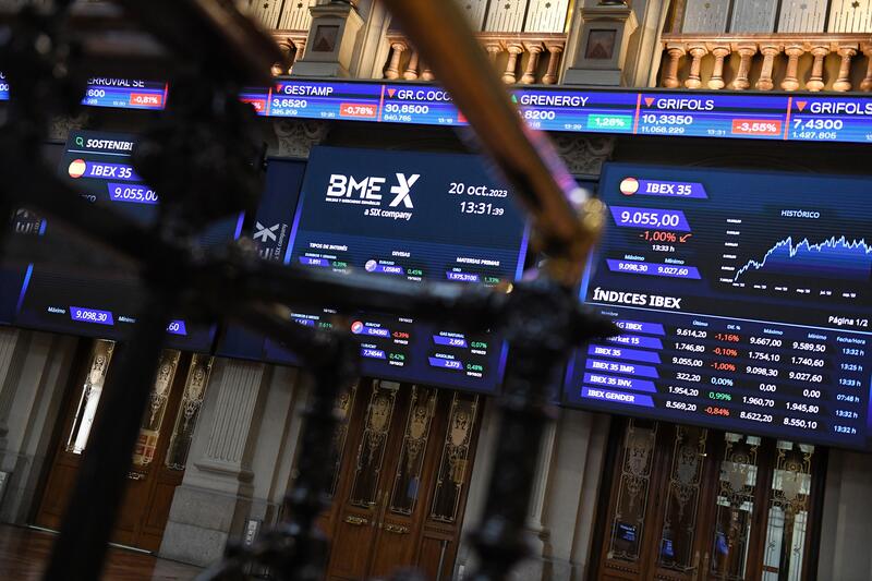 El barómetro inversor de Capital Radio se decanta por la deuda y prevé dos recortes de tipos en Europa y EEUU