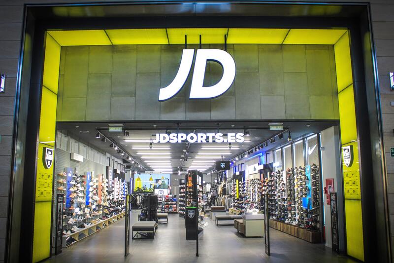 JD Sports se hunde más de un 23% en bolsa tras emitir un ‘profit warning’