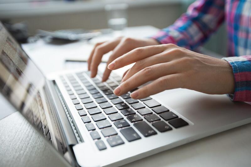 Analista de seguridad, de desarrollo de software o responsable de sostenibilidad, los empleos en auge en 2024