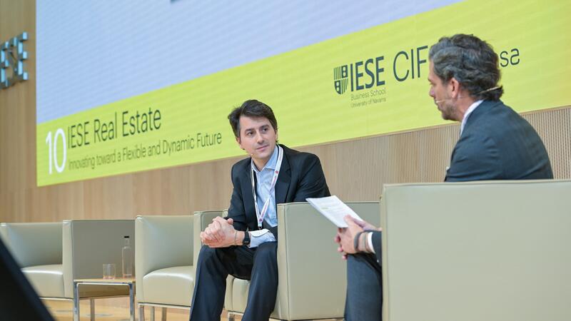 Blackstone rechaza ser un fondo especulador en España y defiende su posición inversora