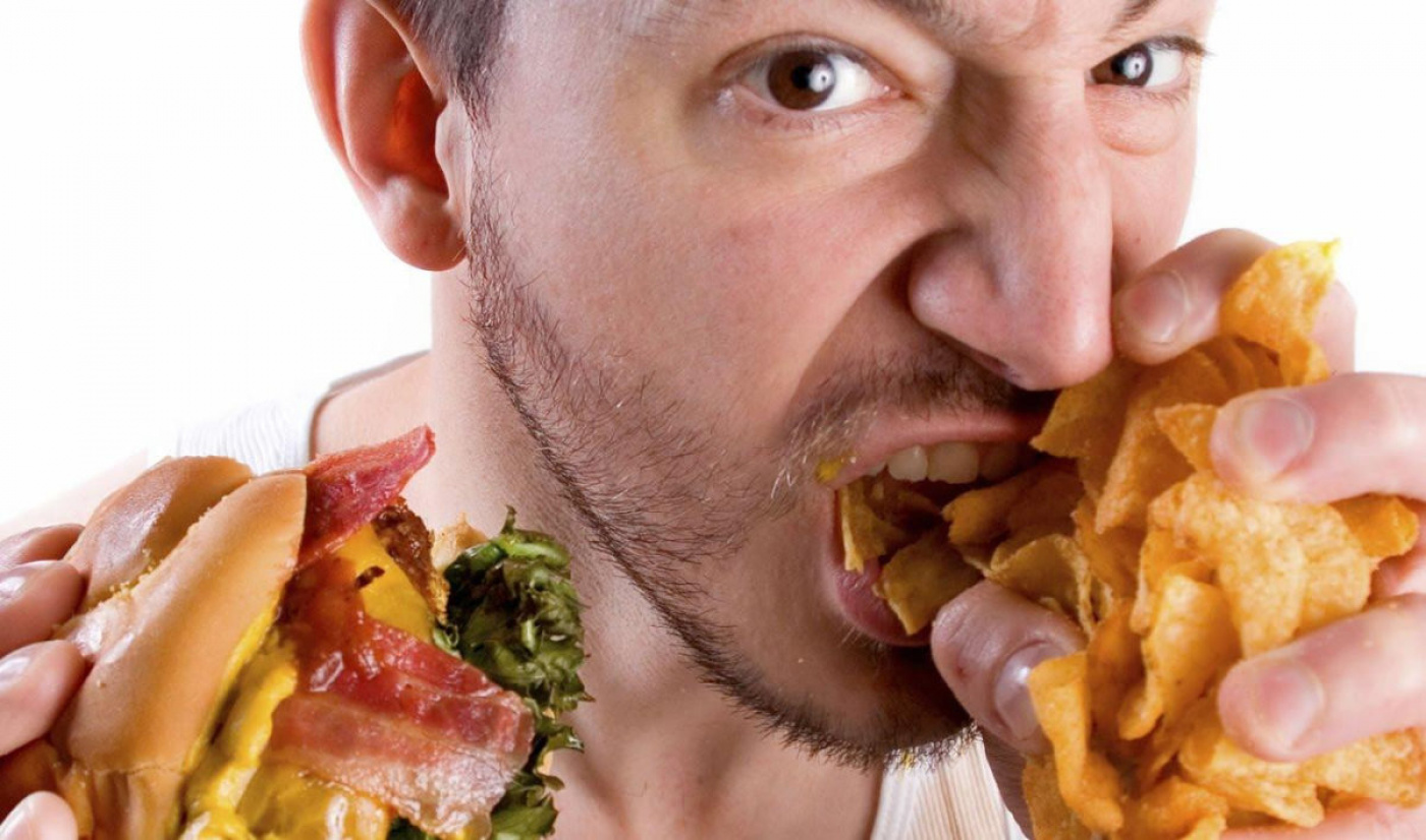 5 alimentos que están matando tus neuronas sin que lo sepas