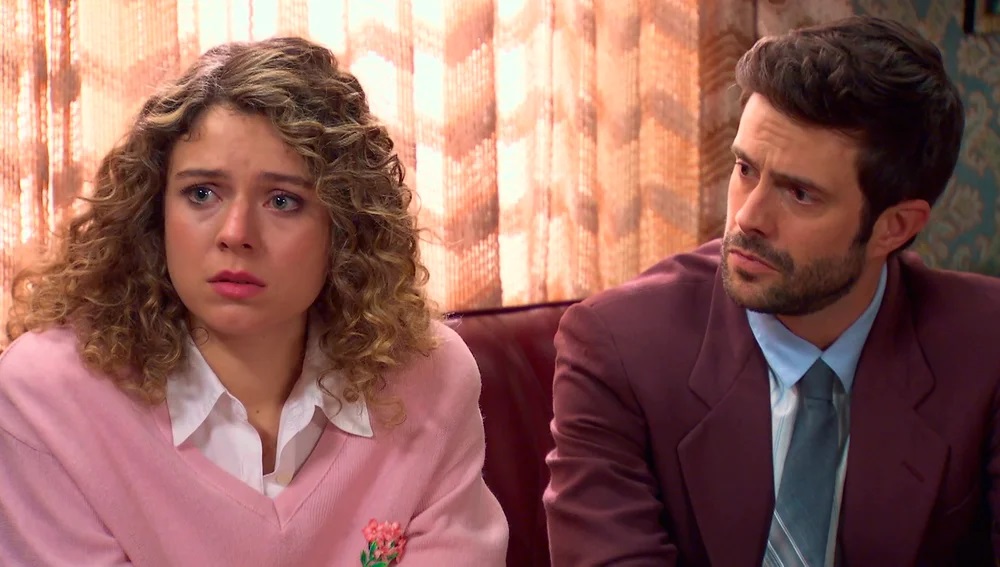 ‘Amar es para siempre’: Federico trata de descubrir a Elena ante Lola y Román