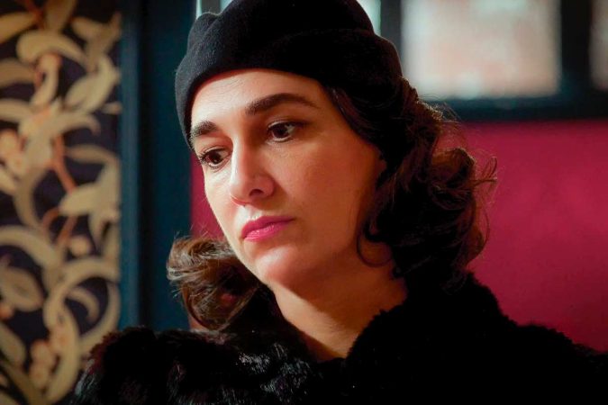 'La Moderna': Íñigo recibe una visita inesperada que alterará el curso de su vida 1 Merca2.es Carla en La Moderna 4 Merca2.es
