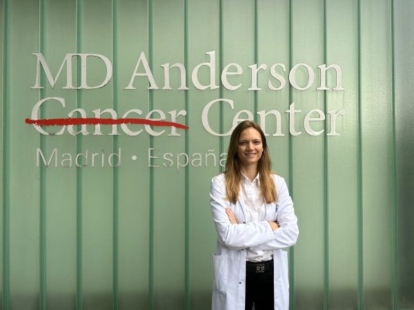 MD Anderson Madrid incorpora un servicio pionero de cuidados geriátricos oncológicos 2 Merca2.es Dra. Saenz de Tejada md anderson Merca2.es