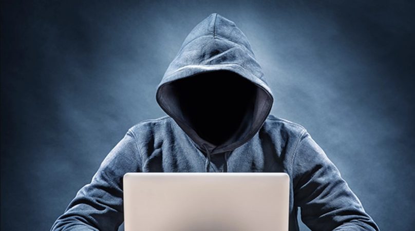 Sólo los mayores de edad podrán tener acceso a este tipo de contenido subido de tono en internet