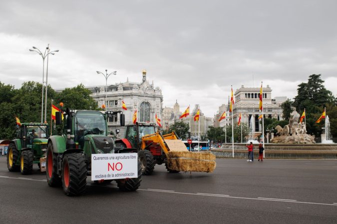 Los agricultores españoles 'cansados de las condiciones' se suman a las protestas europeas