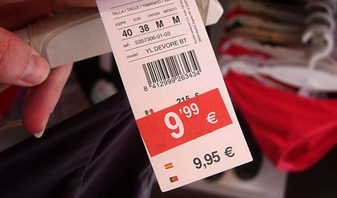 Falsos descuentos: el engaño detrás de etiquetas rebajadas