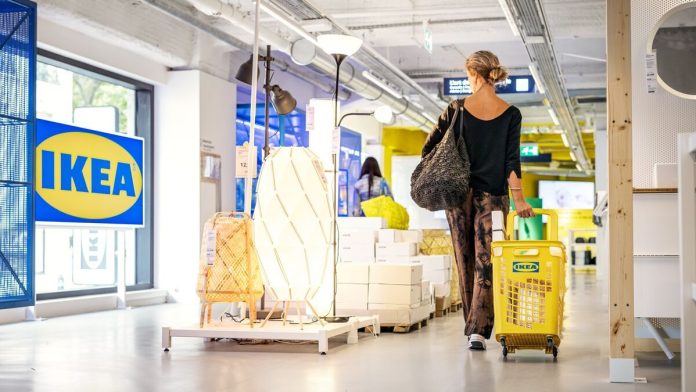 Ikea tiene la solución para dejar de tener a la vista los cables de ordenadores, cargadores o la televisión