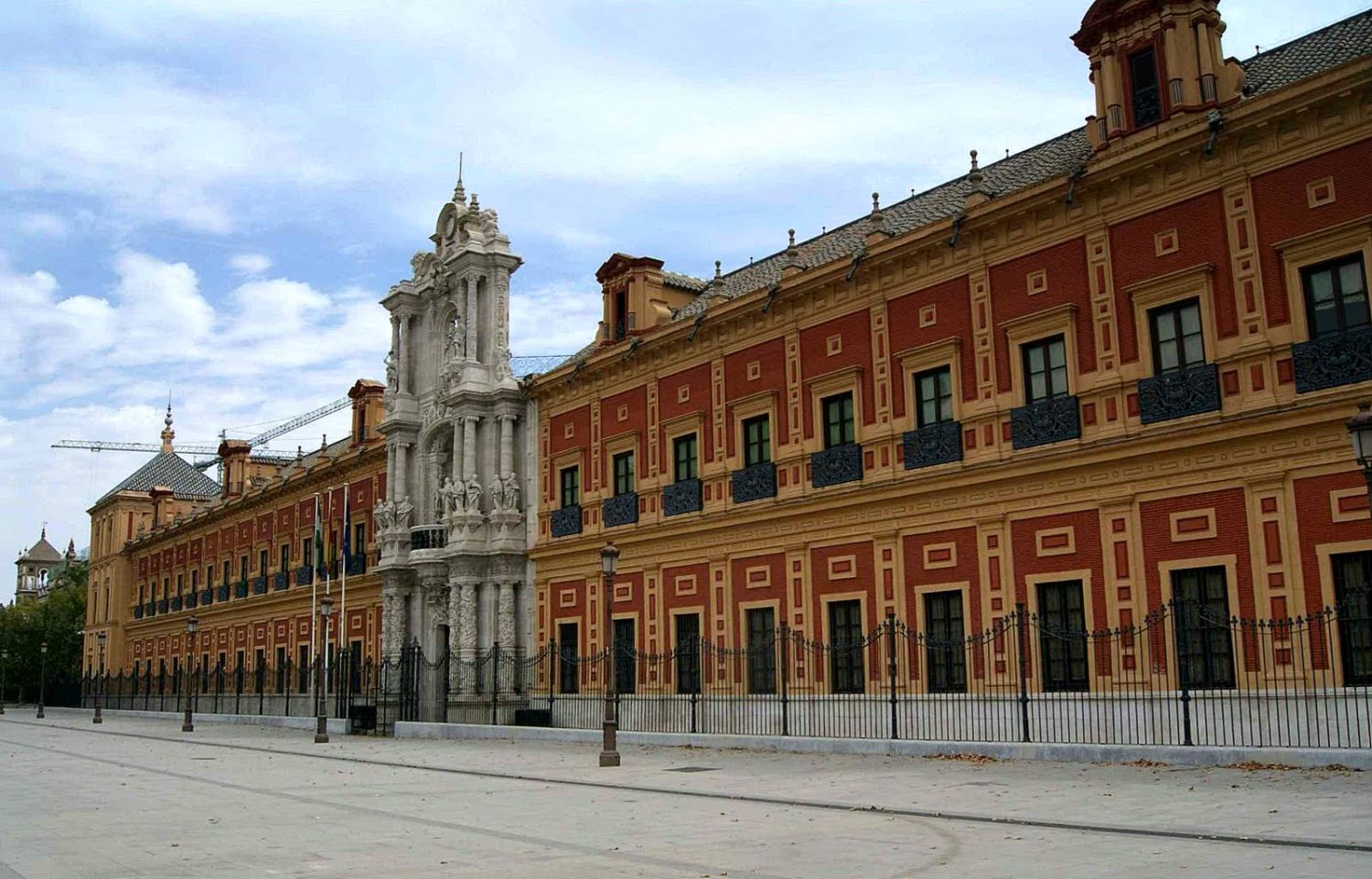 LA RESTAURACIÓN Y PRESERVACIÓN DEL PALACIO